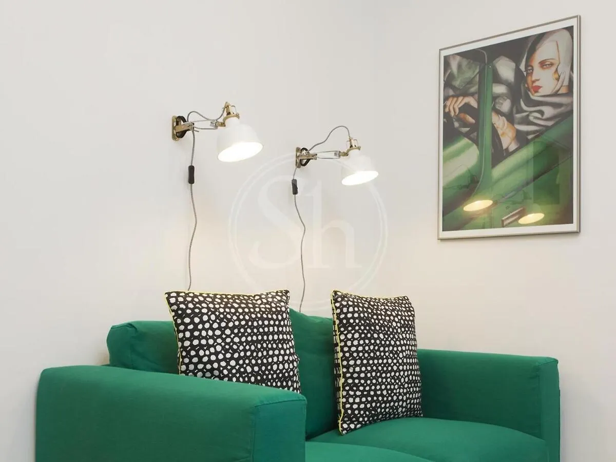 Wonderful Apartment For 6 Barcelona