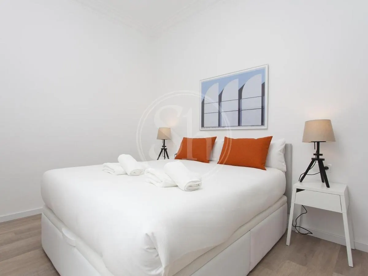 Wonderful Apartment For 6 巴塞罗那