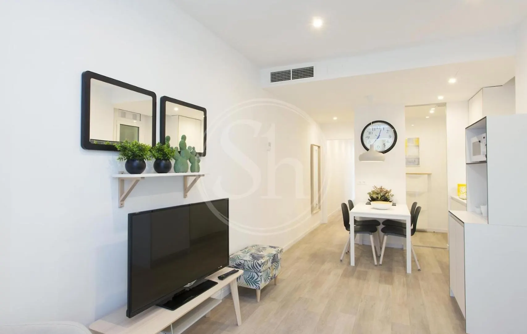 Wonderful Apartment For 6 Barcelona
